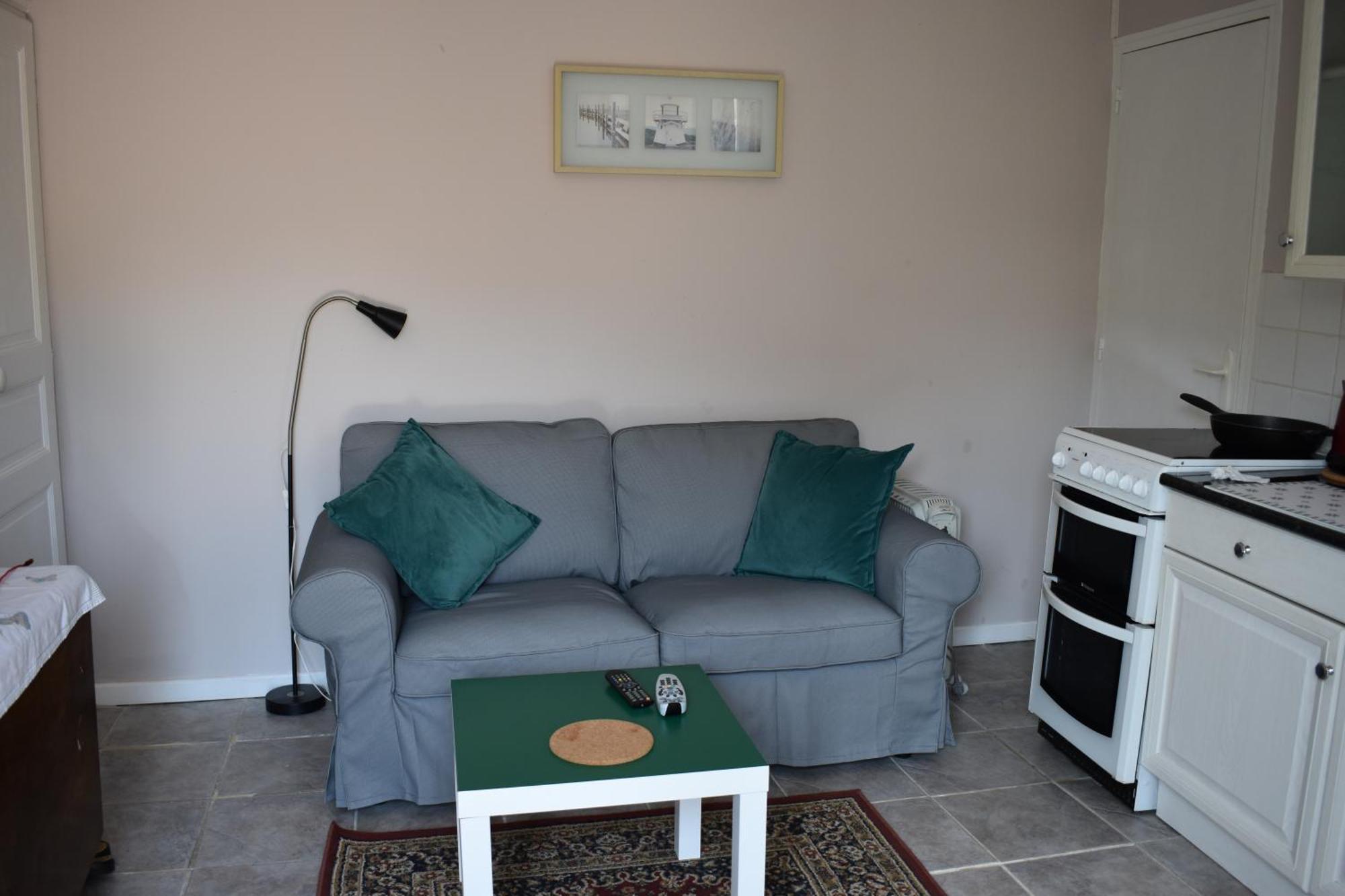 Gites In Le Neufbourg -Mortain Room photo